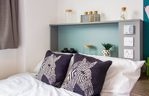 Accessible Silver Studio